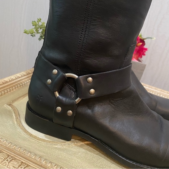 Frye Phillip Tall Black Leather Boots Back Zip Moto Equestrian Harness Sz 9.5 - Picture 11 of 16